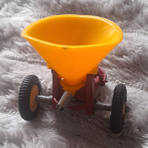 Vintage diecast farm trailer - vintage,